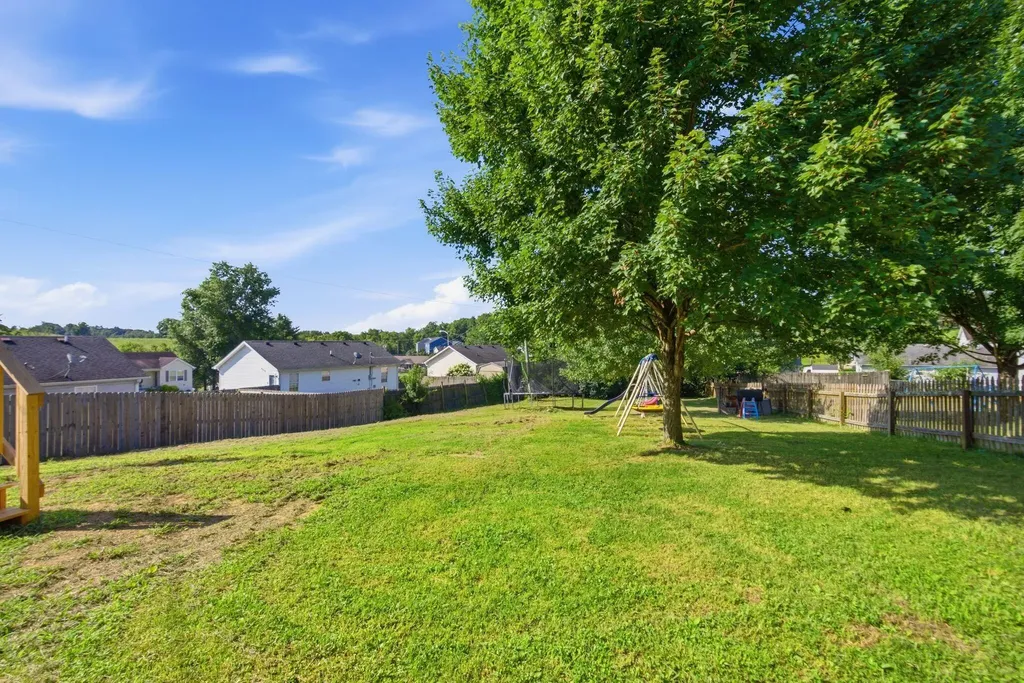 22 Apache Trail Winchester KY 40391