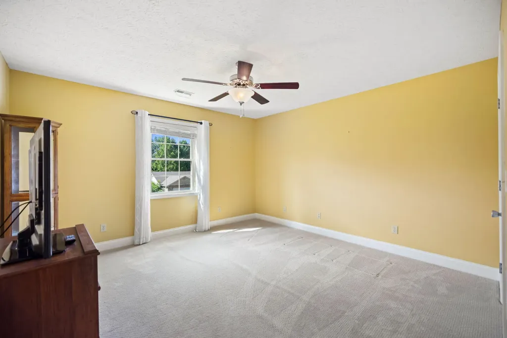 85 E Cherry Drive Science Hill KY 42553