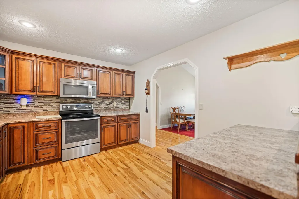 85 E Cherry Drive Science Hill KY 42553