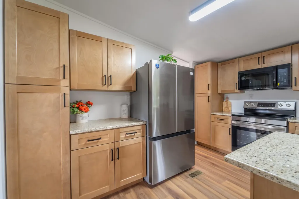 412 Bethlehem Road Waco KY 40385