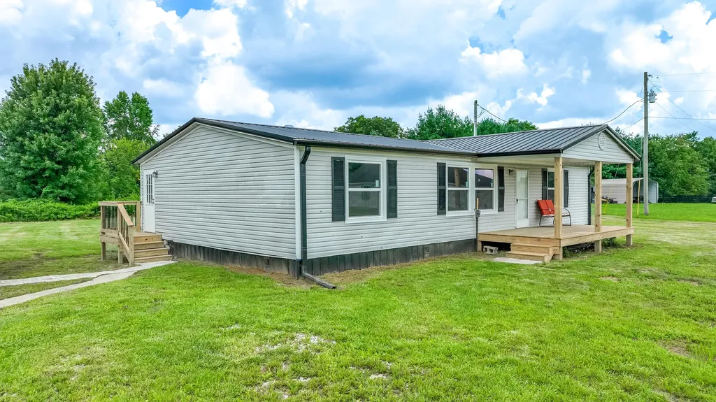 412 Bethlehem Road Waco KY 40385