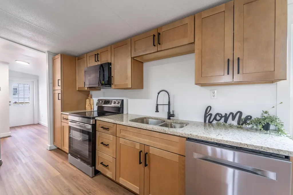 412 Bethlehem Road Waco KY 40385