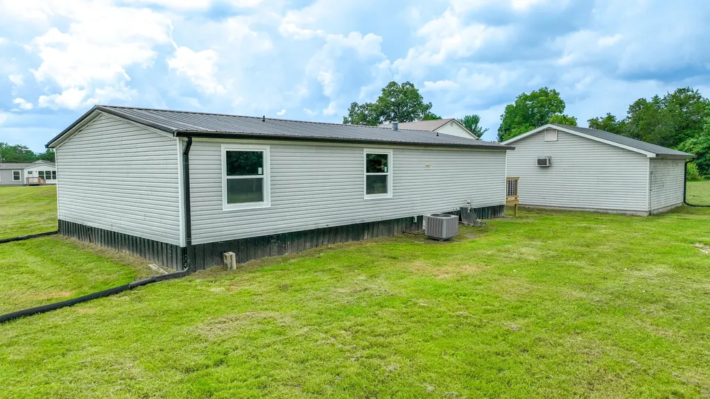 412 Bethlehem Road Waco KY 40385