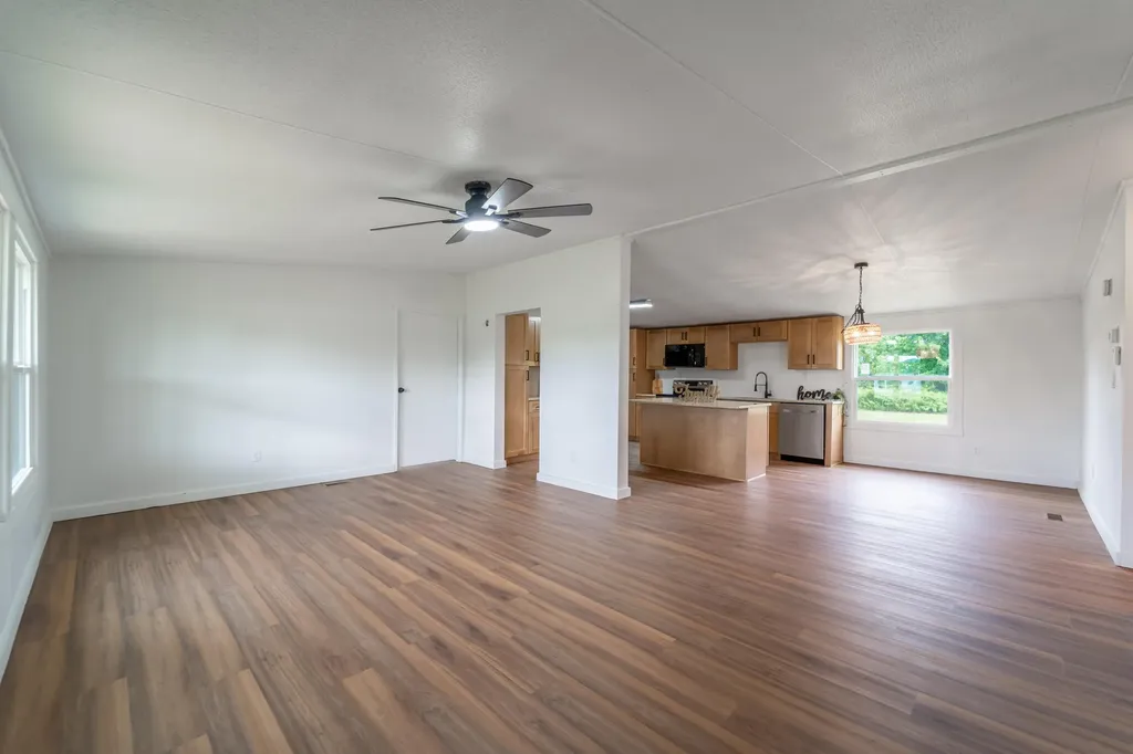412 Bethlehem Road Waco KY 40385