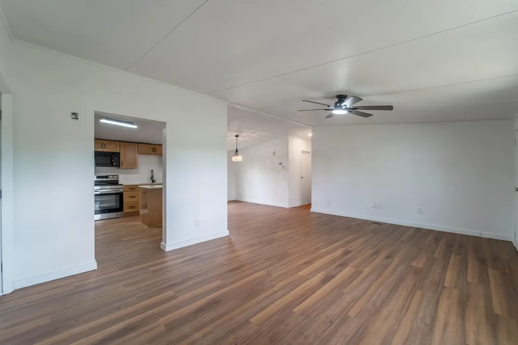 412 Bethlehem Road Waco KY 40385