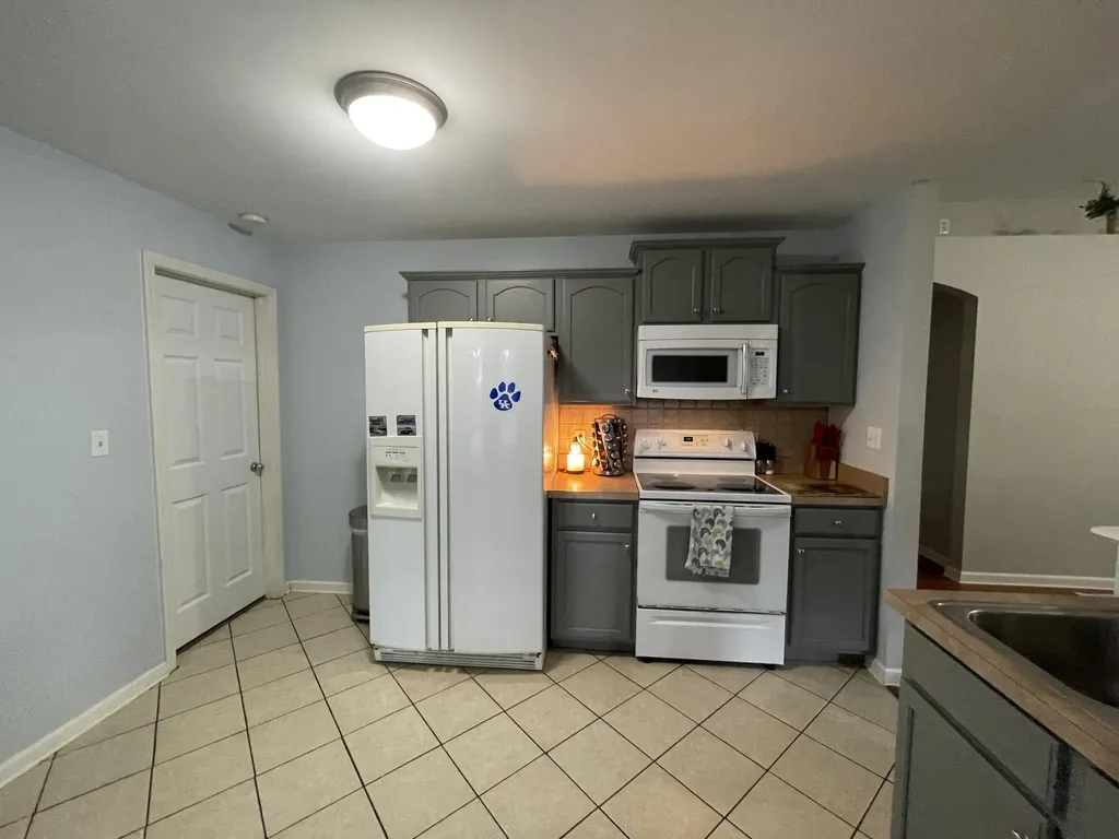 118 Back Stretch Drive Georgetown KY 40324