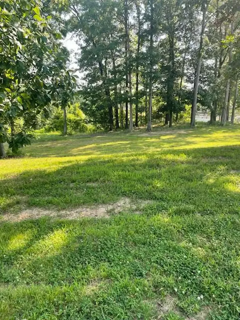 145 Pleasant View Cove Paducah KY 42003
