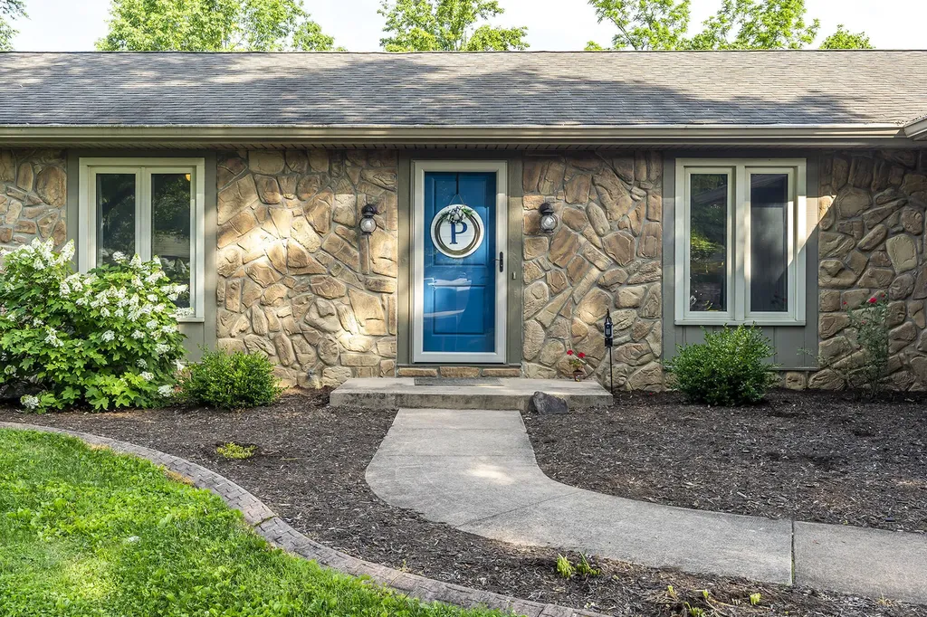 301 Atwood Drive Lexington KY 40515
