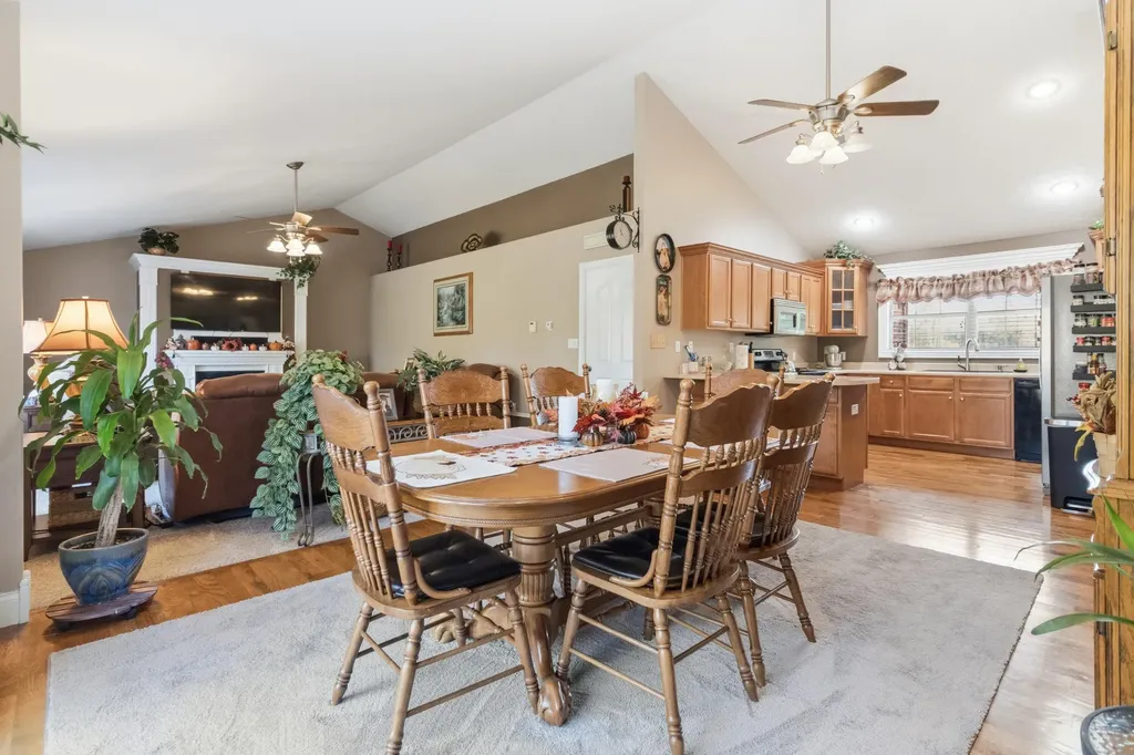 1162 Ferry Road Somerset KY 42503
