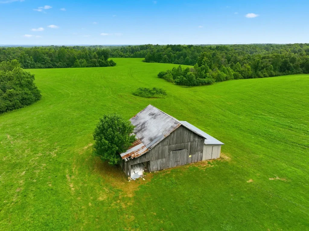 1591 Henson Ridge Road Liberty KY 42539