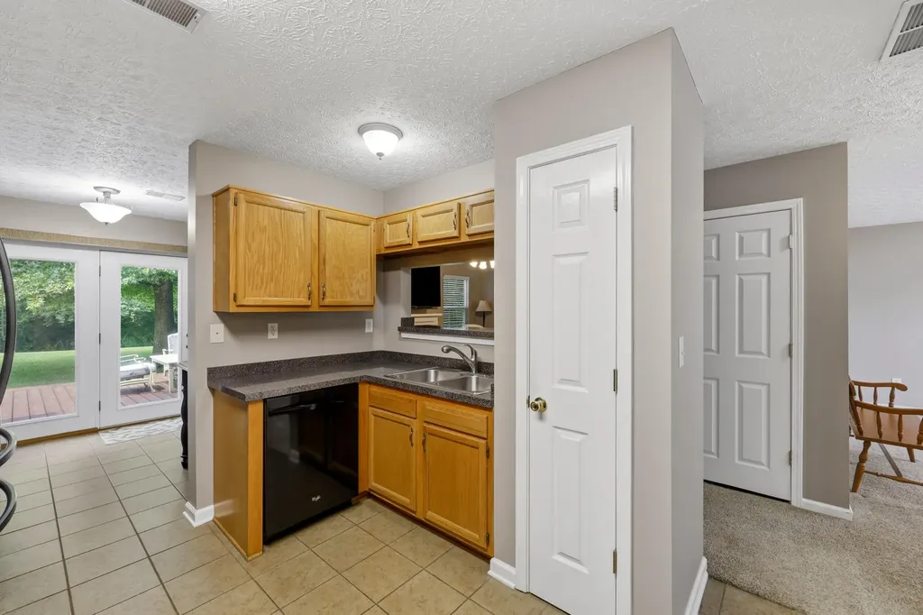 525 Harlan Drive Nicholasville KY 40356
