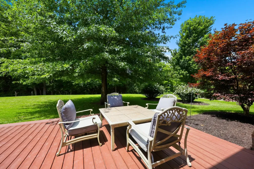 525 Harlan Drive Nicholasville KY 40356