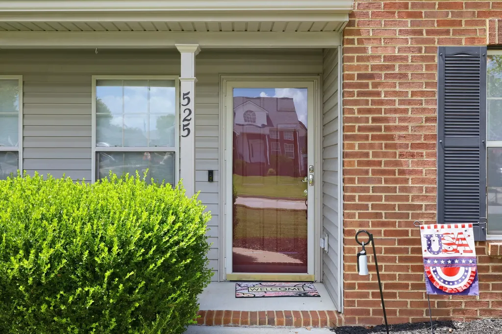525 Harlan Drive Nicholasville KY 40356