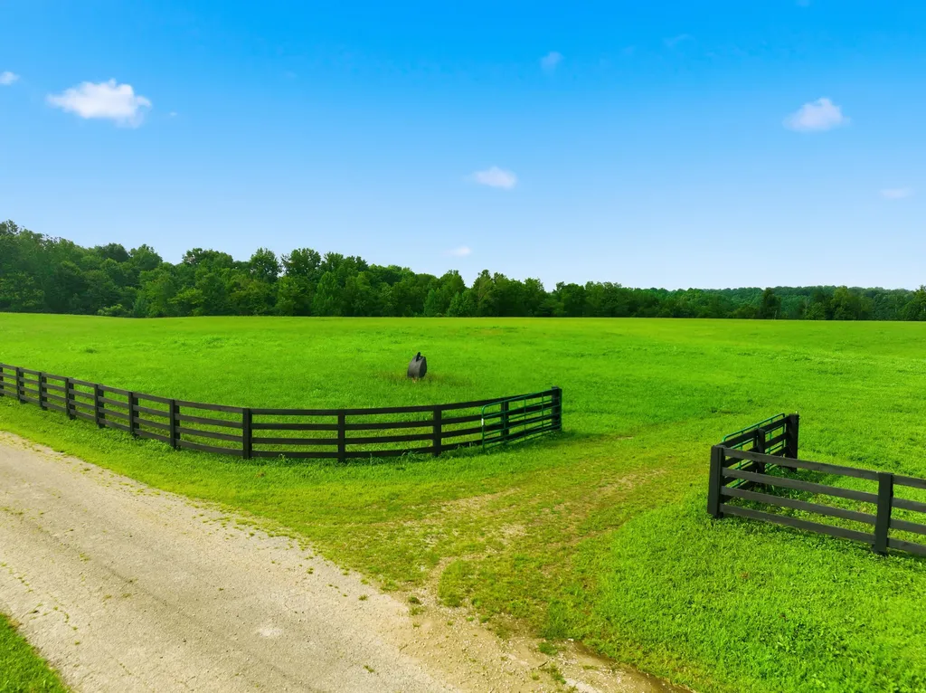 1219 Blevins Road Liberty KY 42539