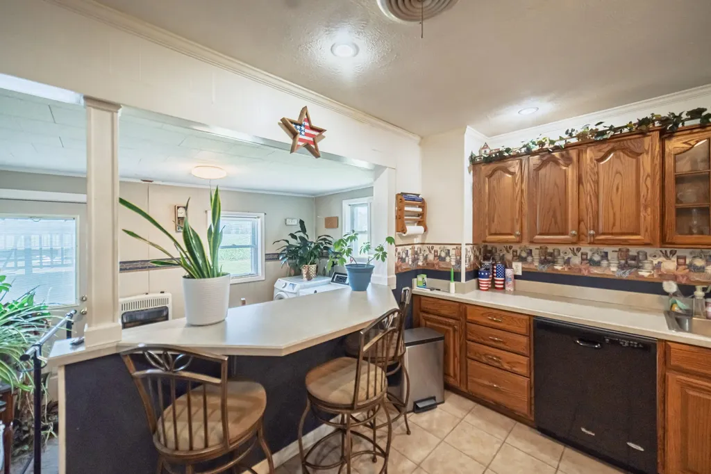 9570 State Route 131 Hickory KY 42051