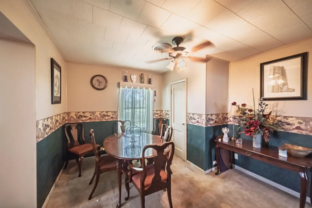9570 State Route 131 Hickory KY 42051
