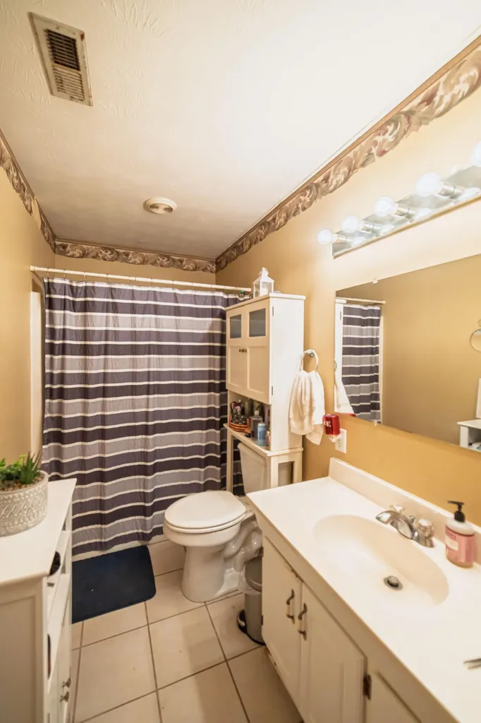 9570 State Route 131 Hickory KY 42051