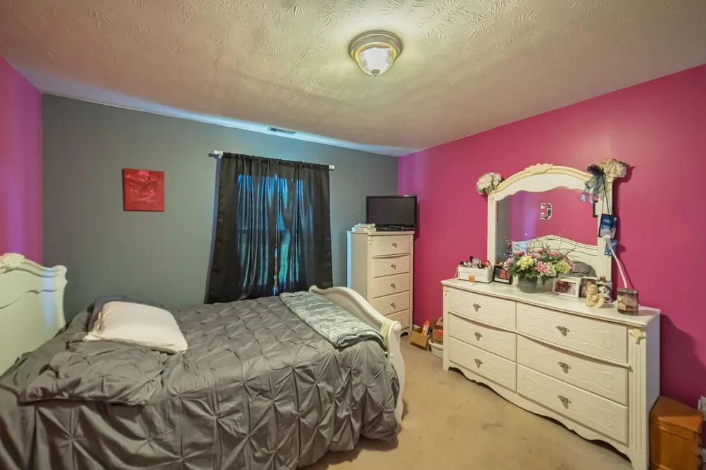 9570 State Route 131 Hickory KY 42051