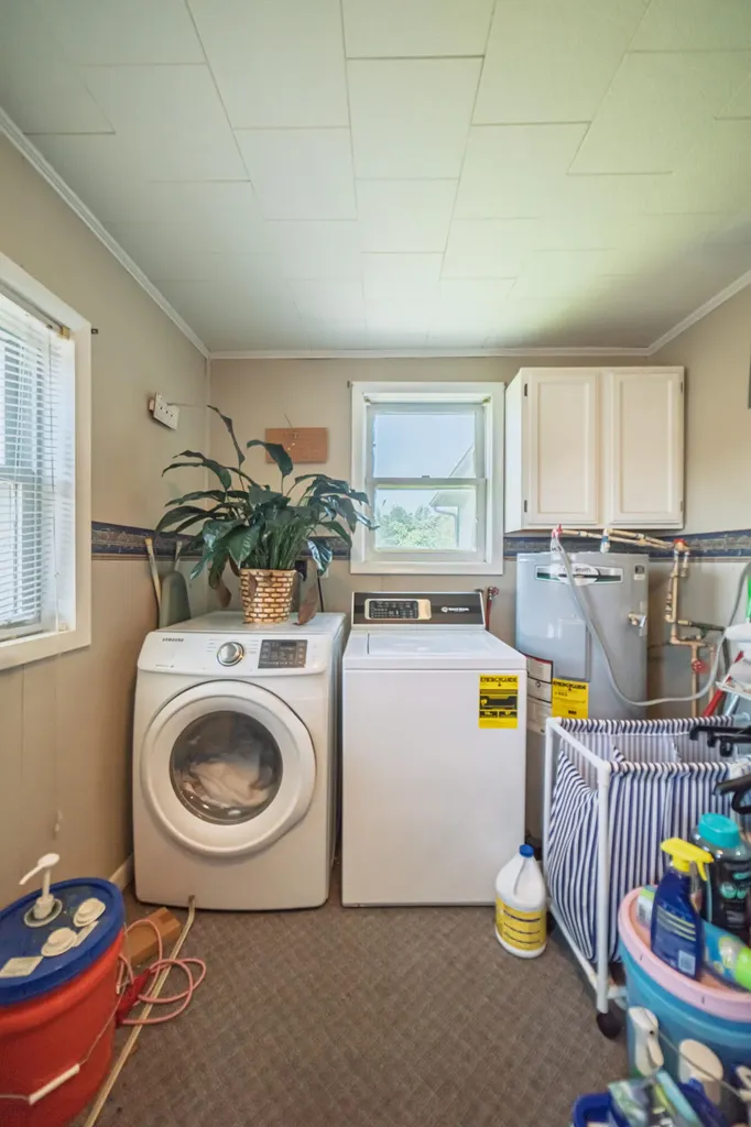 9570 State Route 131 Hickory KY 42051