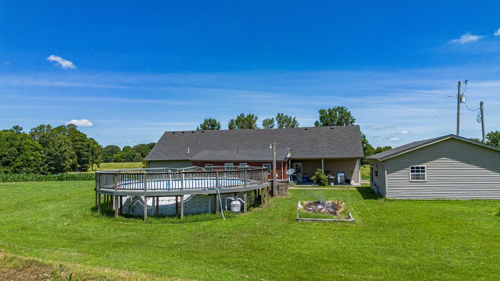 9570 State Route 131 Hickory KY 42051