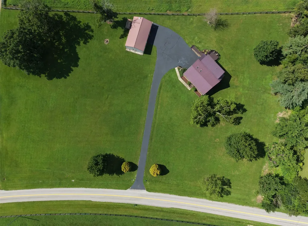2983 Temple Hill Road Summer Shade KY 42166