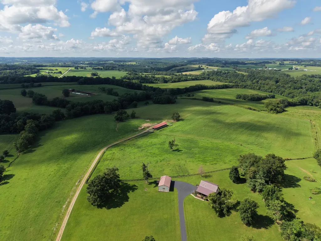 2983 Temple Hill Road Summer Shade KY 42166