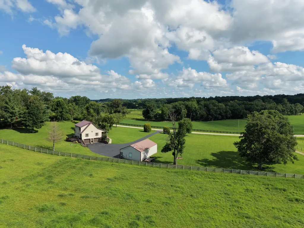 2983 Temple Hill Road Summer Shade KY 42166