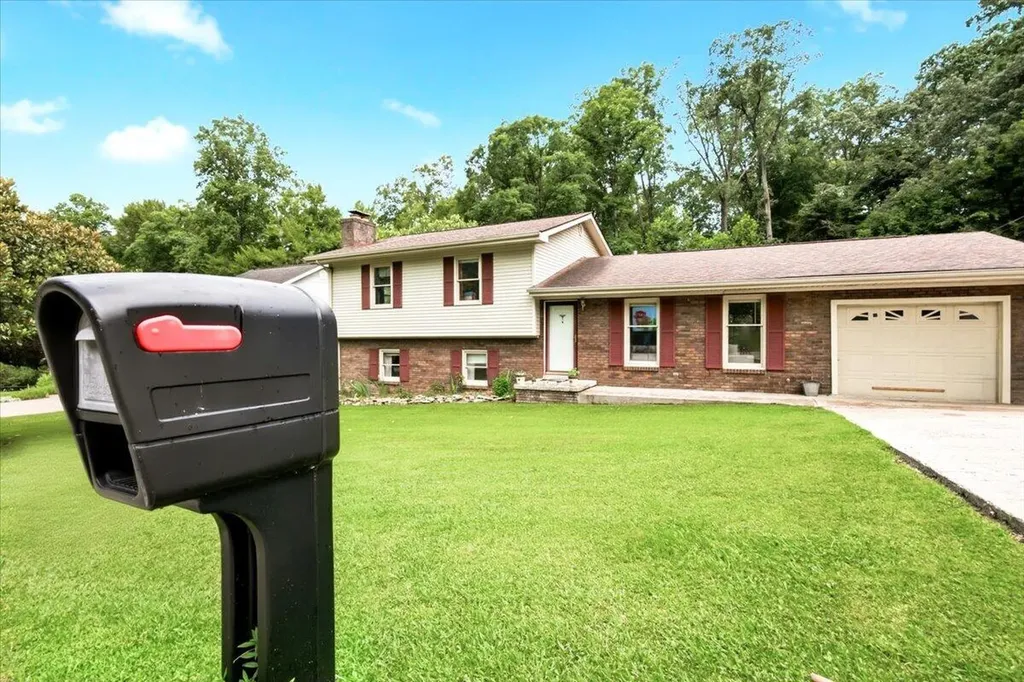 2 Shady Brook Lane Corbin KY 40701