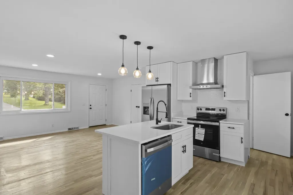 106 Redwood Drive Frankfort KY 40601