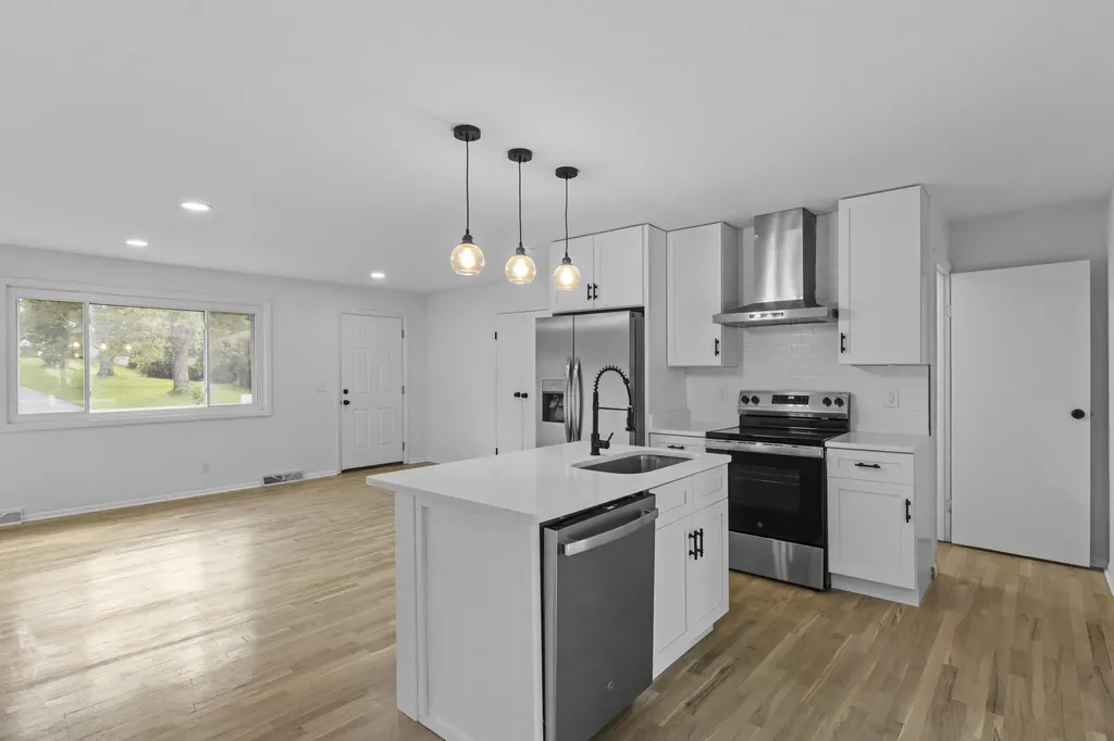 106 Redwood Drive Frankfort KY 40601