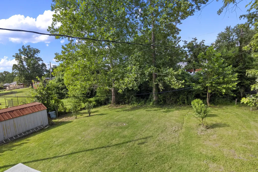 106 Redwood Drive Frankfort KY 40601