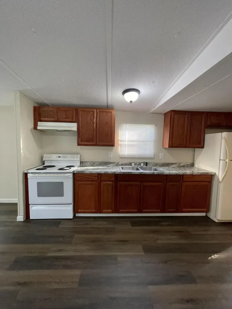 2573 Kentucky 11 Heidrick KY 40949
