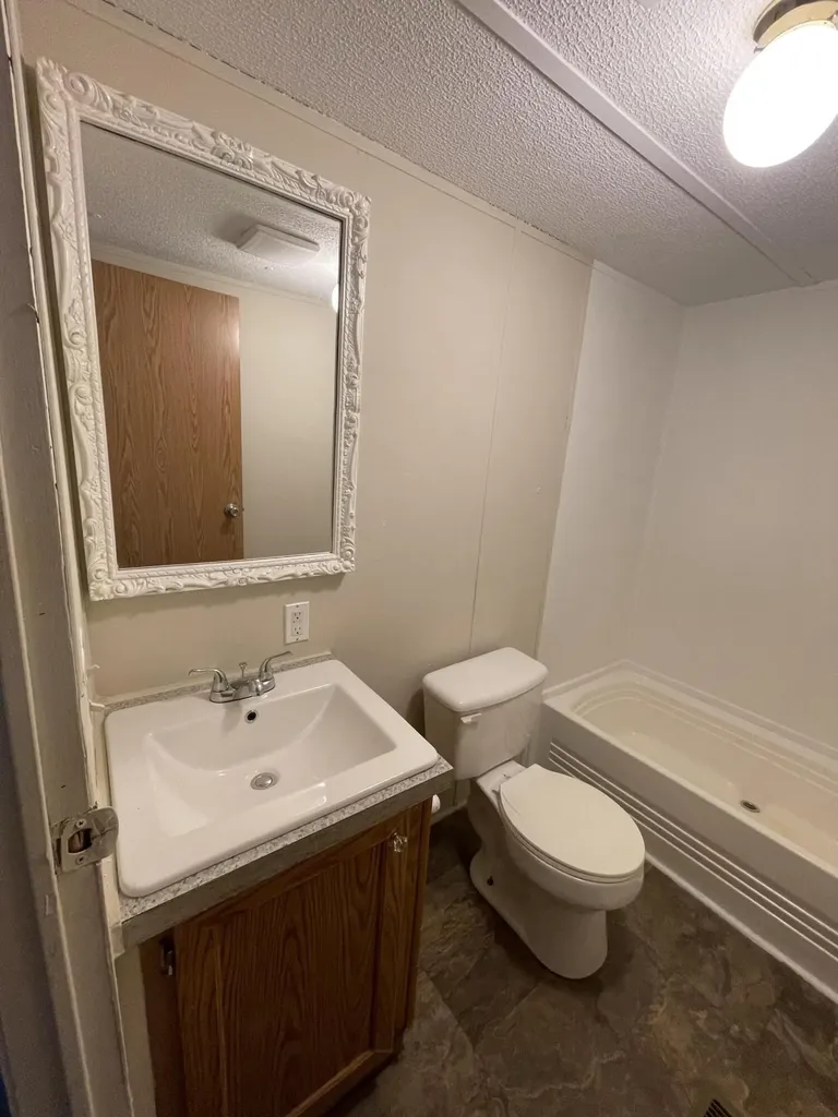2573 Kentucky 11 Heidrick KY 40949