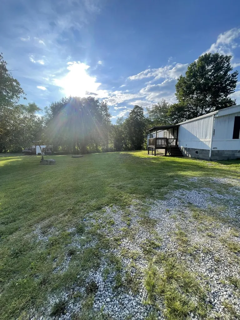2573 Kentucky 11 Heidrick KY 40949