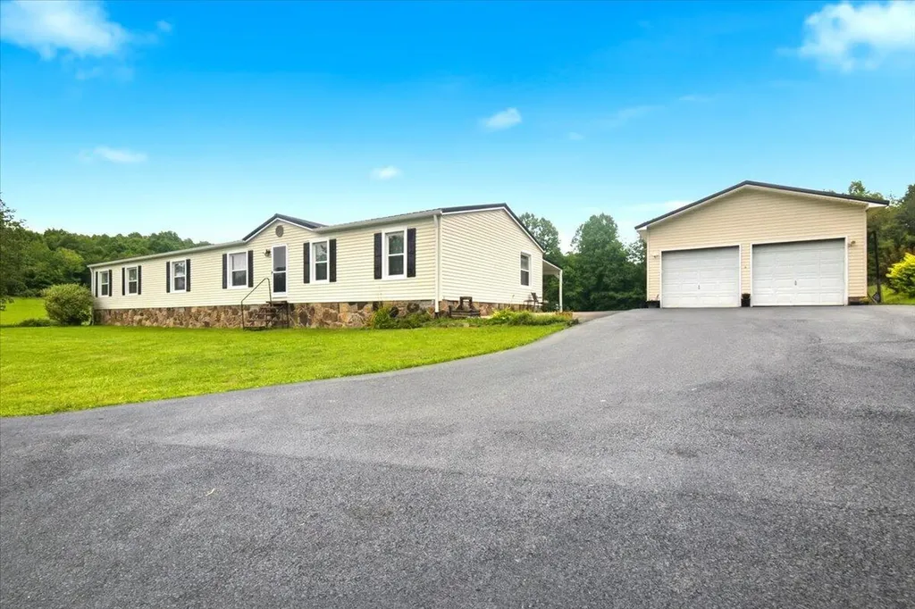 1381 Ingram Road Annville KY 40402
