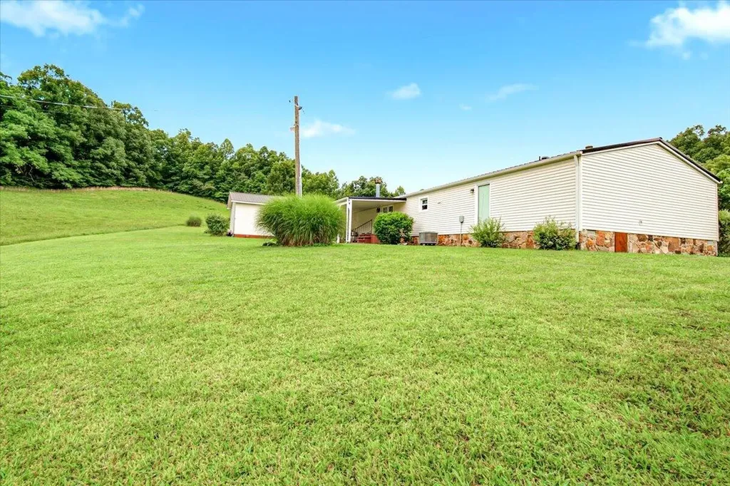 1381 Ingram Road Annville KY 40402