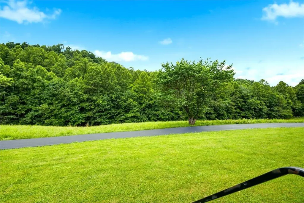1381 Ingram Road Annville KY 40402