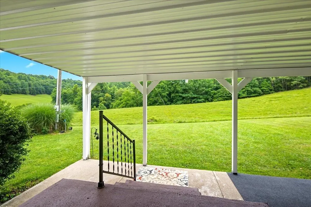 1381 Ingram Road Annville KY 40402