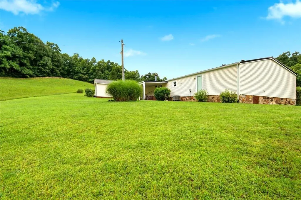 1381 Ingram Road Annville KY 40402