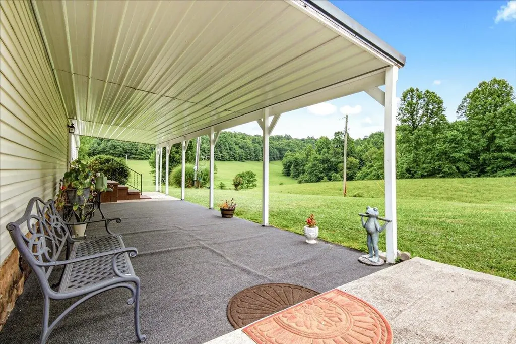1381 Ingram Road Annville KY 40402