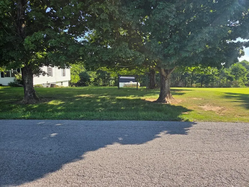 1737 Tea Run Road Ewing KY 41039