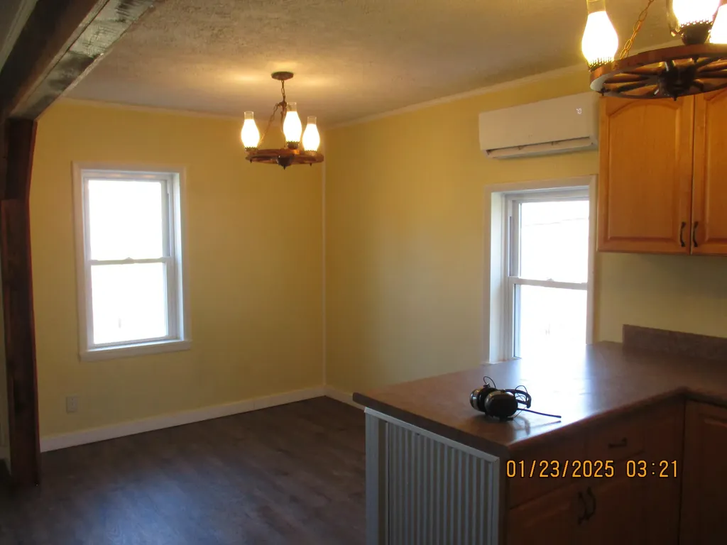 2306 Rockcastle Road Cadiz KY 42211
