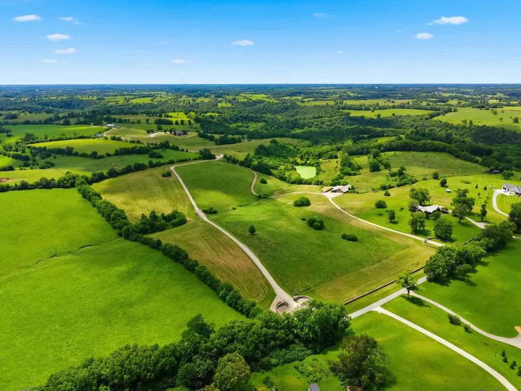 510 - 612 Quisenberry Lane Winchester KY 40391