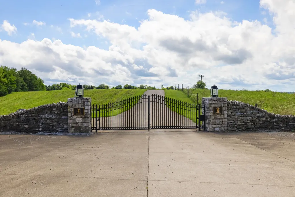 510 - 612 Quisenberry Lane Winchester KY 40391