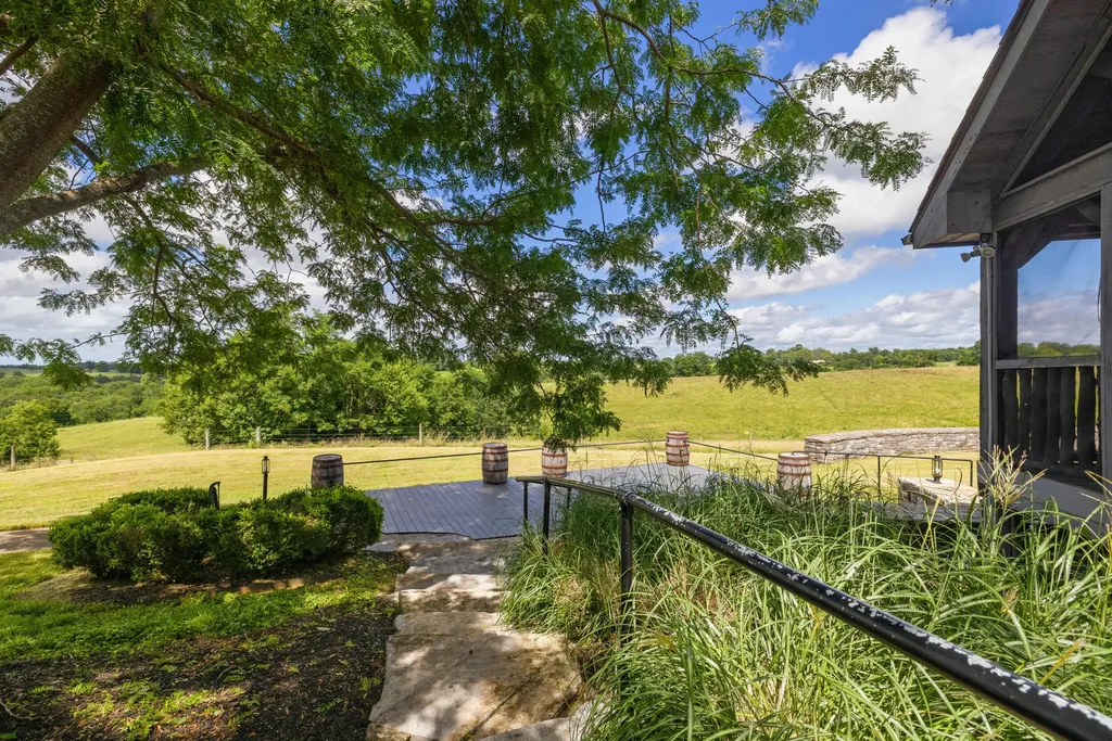 510 - 612 Quisenberry Lane Winchester KY 40391