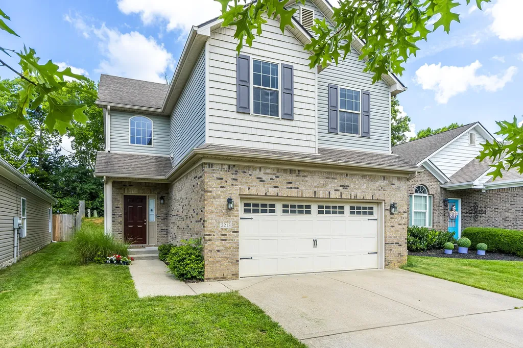2213 Pokeberry Park Lexington KY 40509