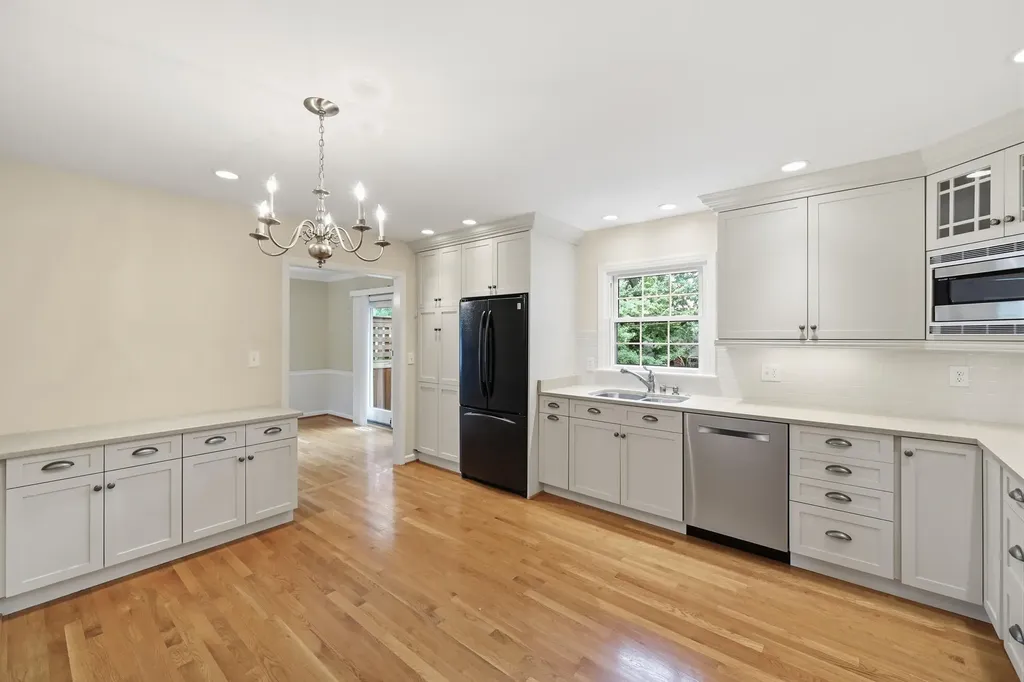 3433 Lansdowne Drive Lexington KY 40517