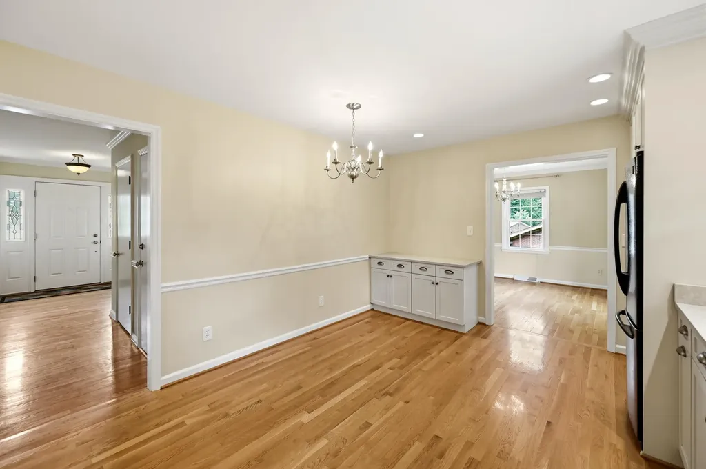 3433 Lansdowne Drive Lexington KY 40517
