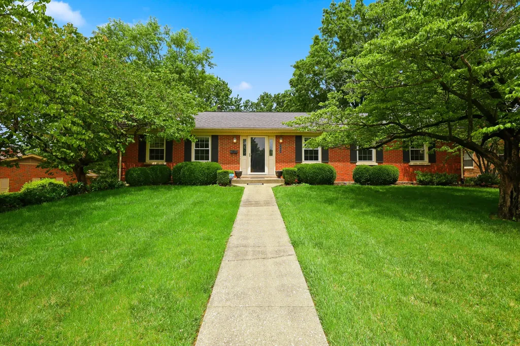 3433 Lansdowne Drive Lexington KY 40517
