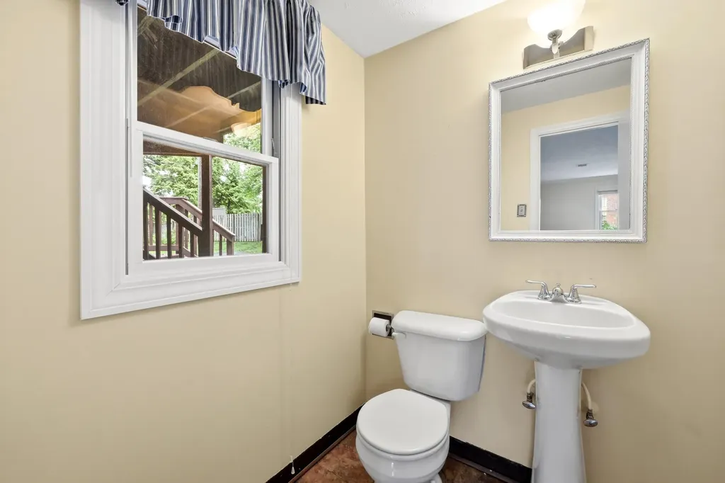 3433 Lansdowne Drive Lexington KY 40517
